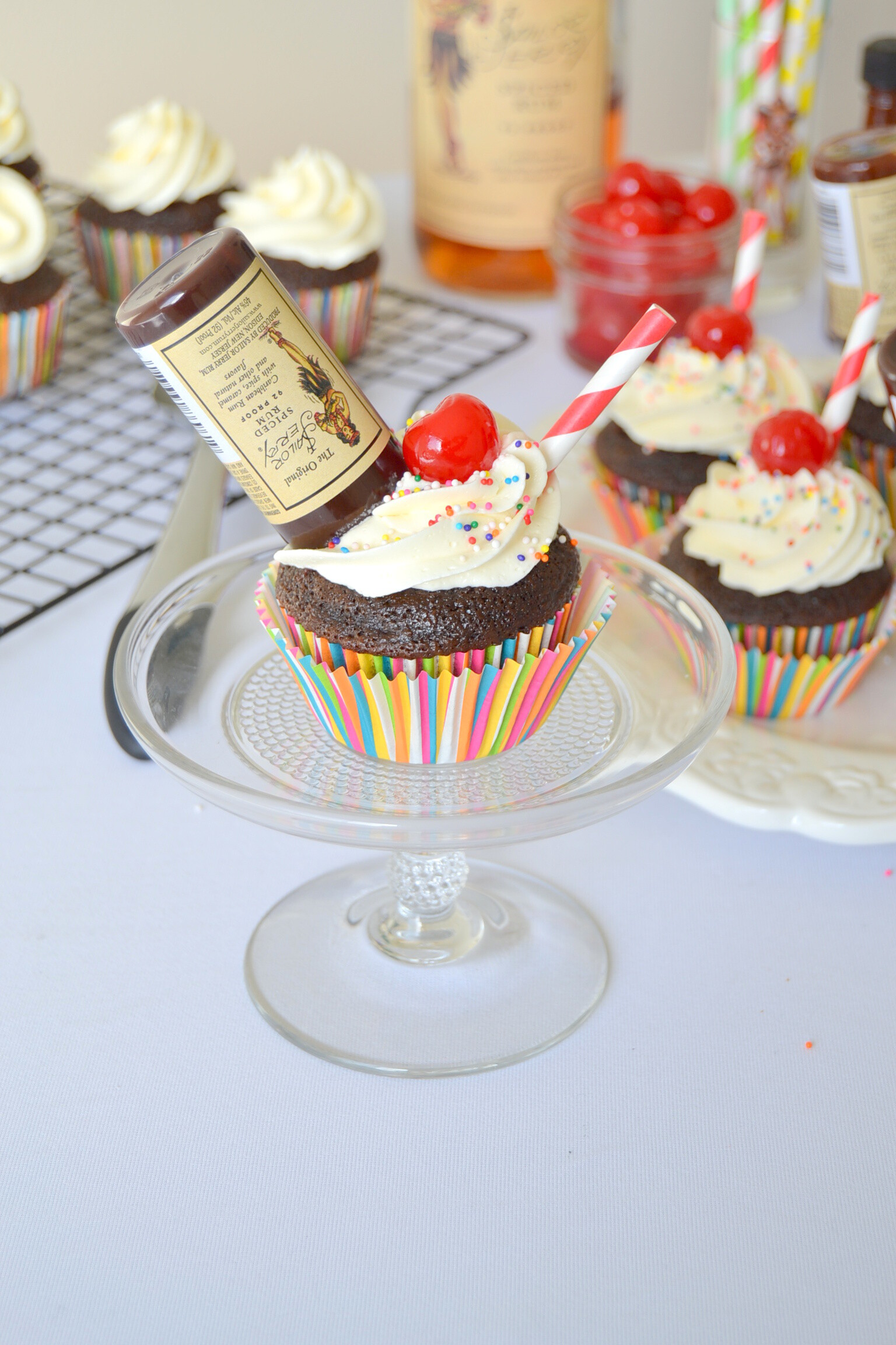 how to put alcohol in cupcakes