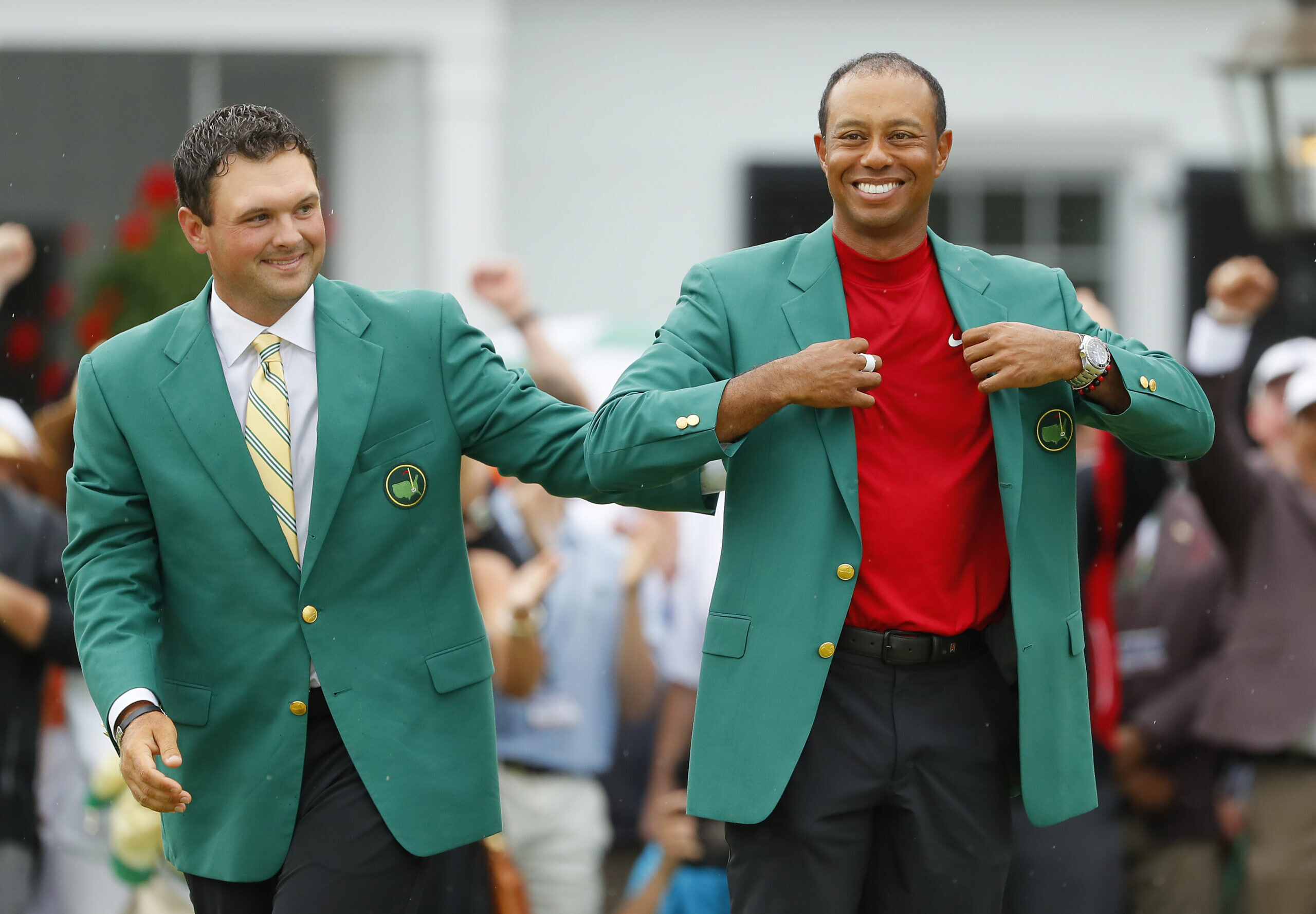how many green jackets does tiger woods have?