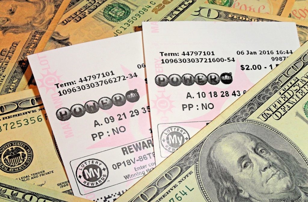 do seniors pay taxes on lottery winnings