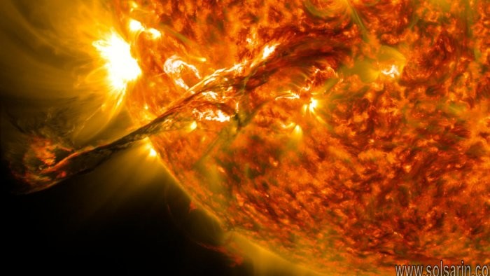 how hot is the sun's surface