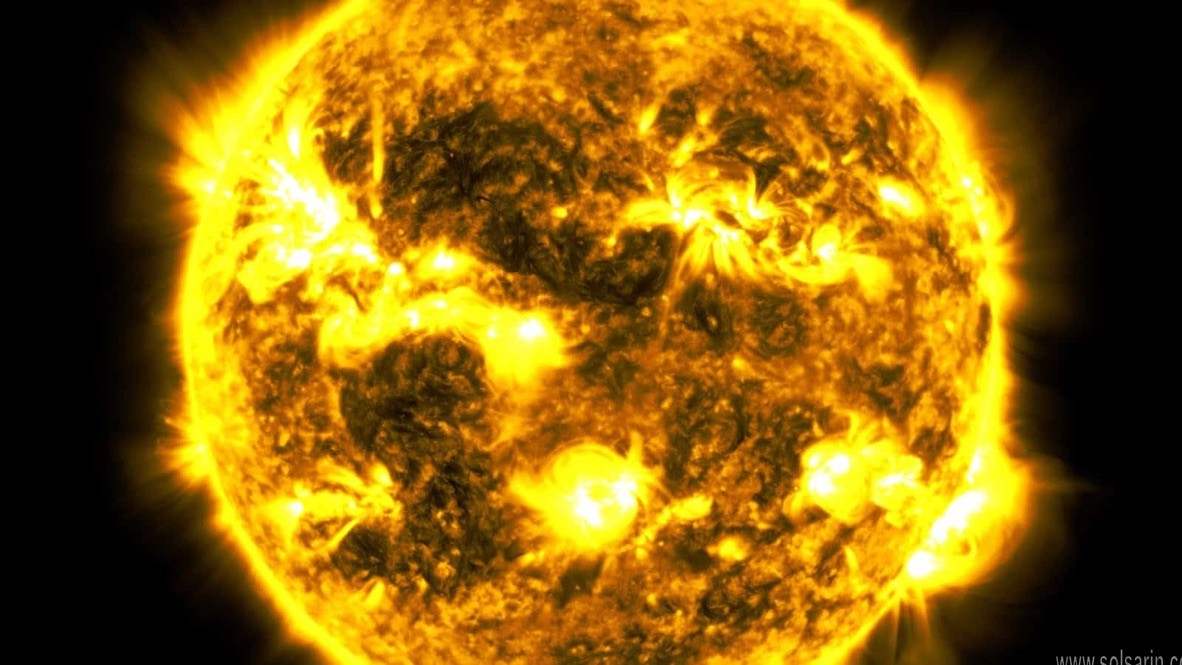 how hot is the sun's surface