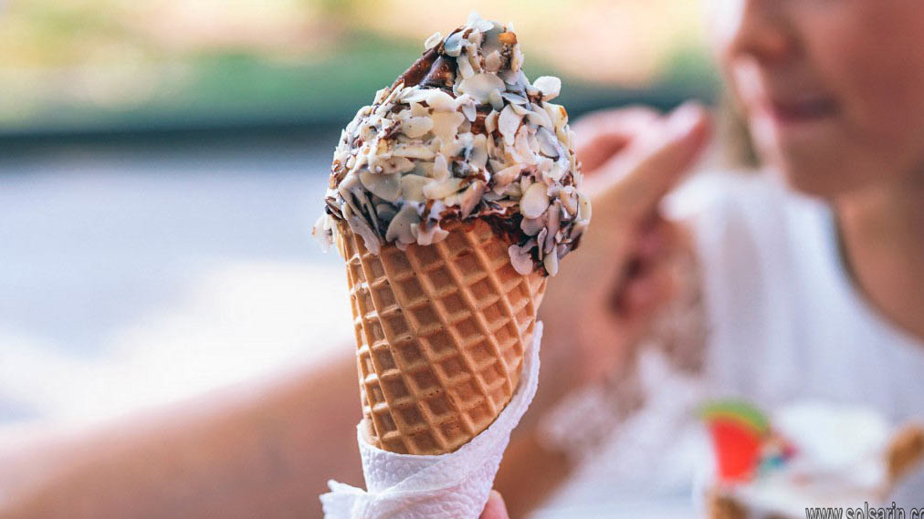who invented the ice cream cone?