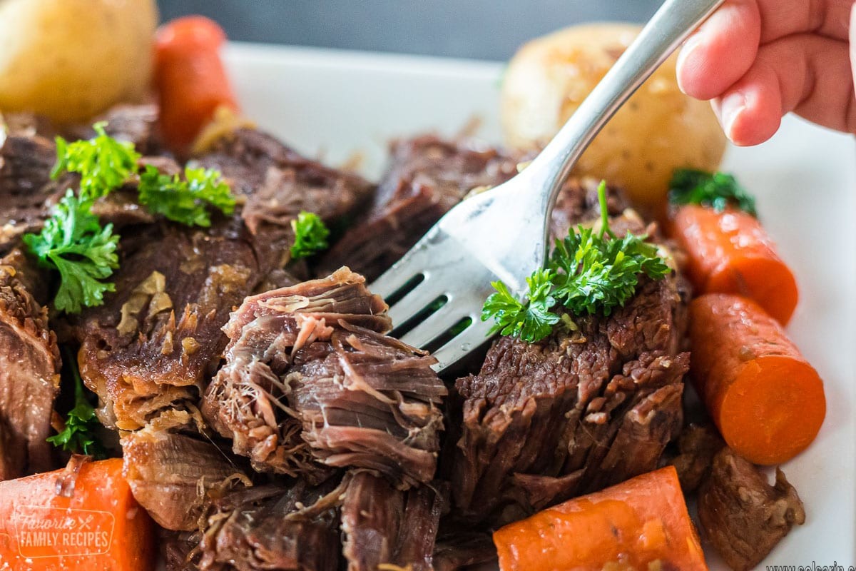 instant pot eye of round roast with potatoes and carrots