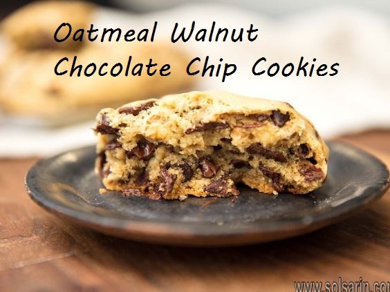 Oatmeal Walnut Chocolate Chip Cookies