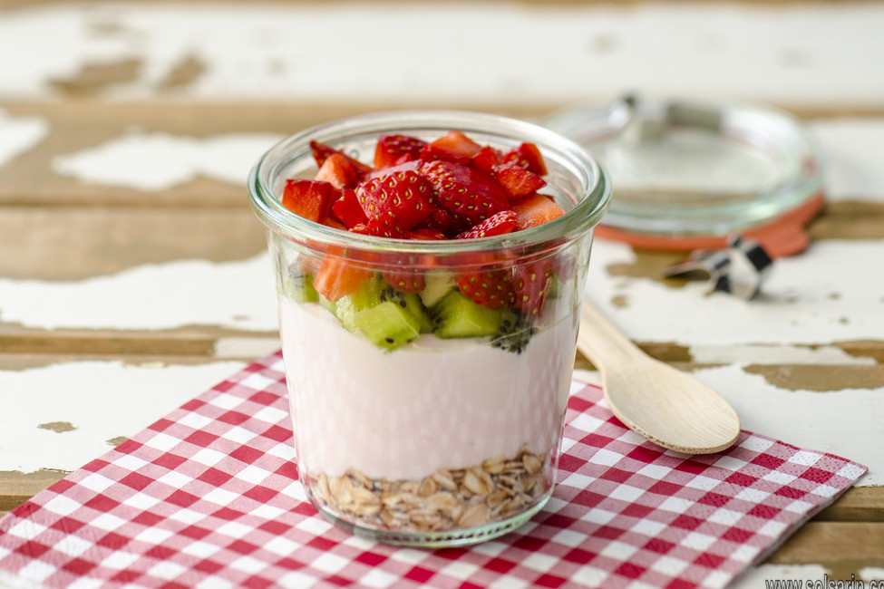 overnight oats recipe with yogurt
