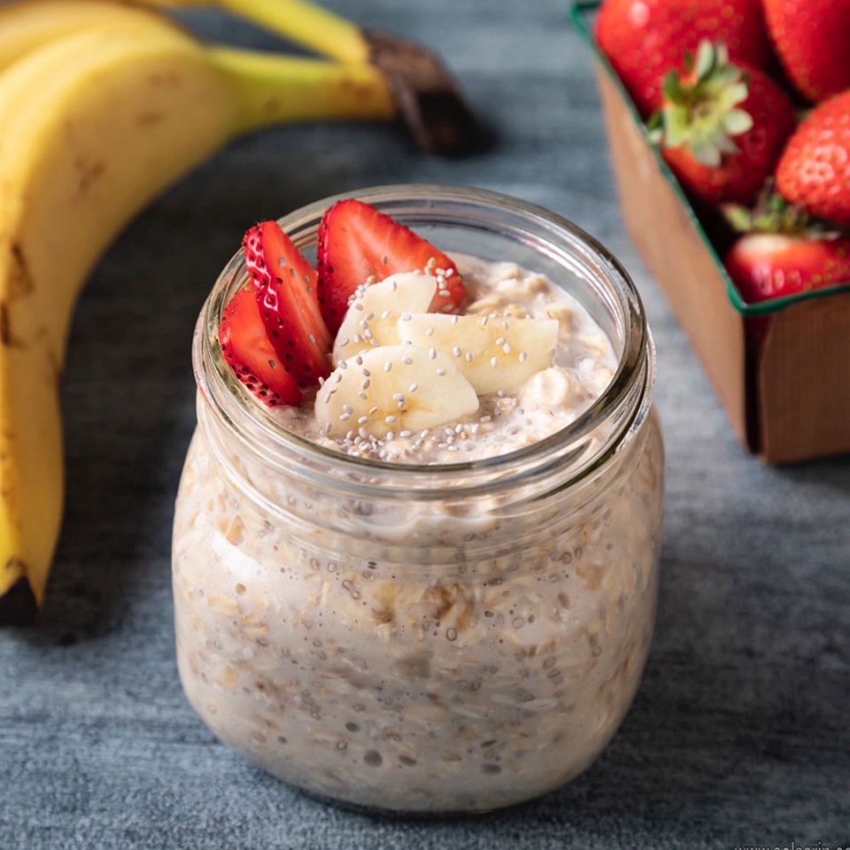 overnight oats with chia seeds