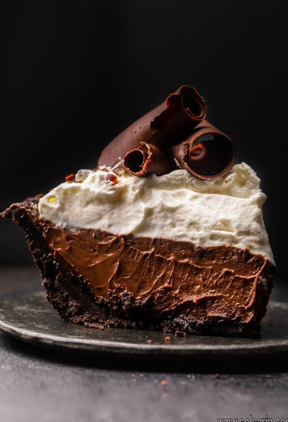 Chocolate Pudding Pie With Cool Whip