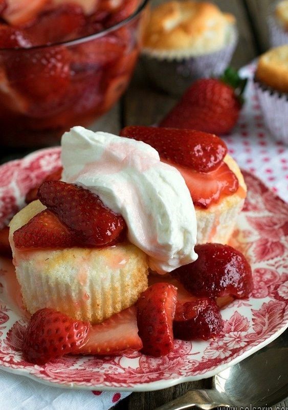Angel Cake Strawberry Shortcake