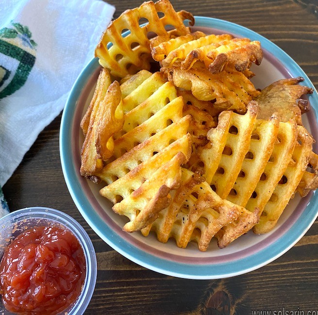 Waffle Fries in Air Fryer