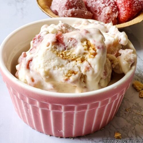strawberry ice cream cheesecake