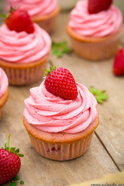 strawberry short cake cupcakes